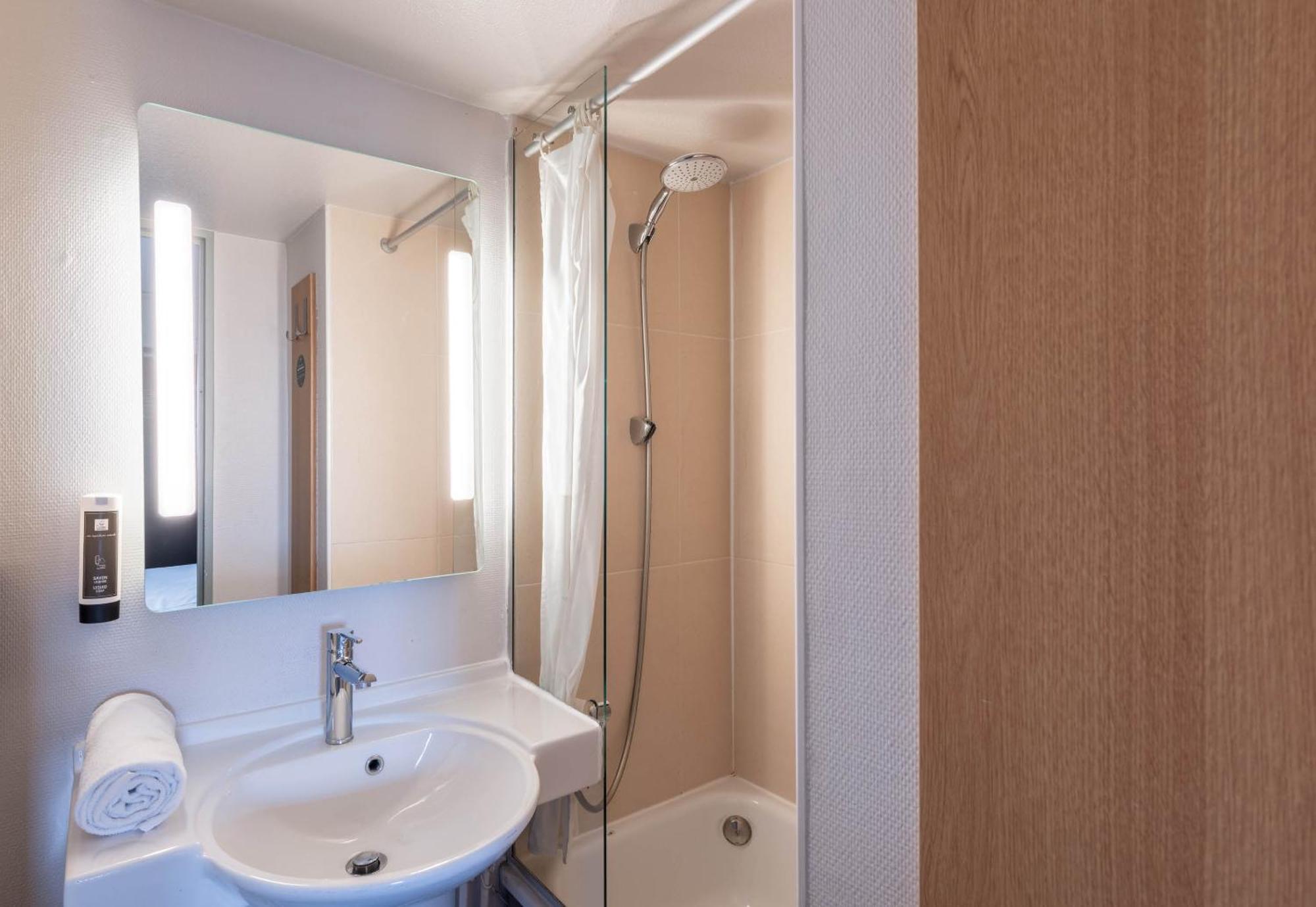 B&B Hotel Lille Seclin Unexpo エクステリア 写真